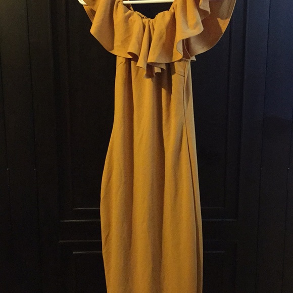 FASHION NOVA‼️ NEW LISTING‼️ - Picture 3 of 6